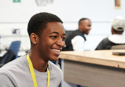 Group Study vs. Individual Study: Which is Best for A-Level Biology Students in London?